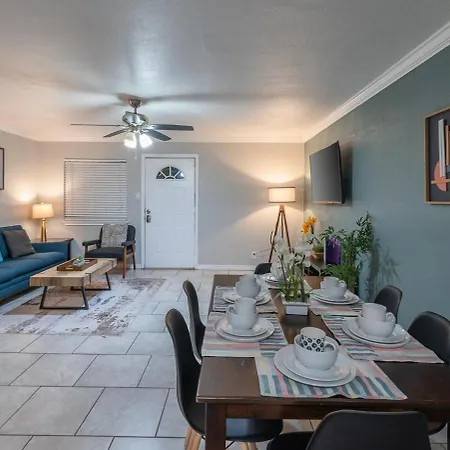 Beautiful Apartment At The Botanical Gardens #1